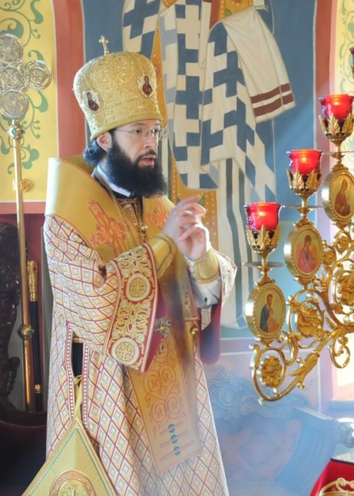 Митрополит Волоколамский Антоний возглавил престольные торжества Екатерининского храма