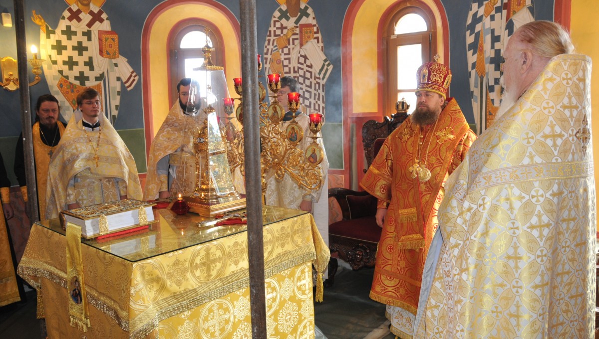 Архиерейское богослужение в Екатерининском храме