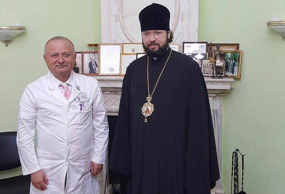 Епископ Антоний посетил детскую больницу им.Сперанского
