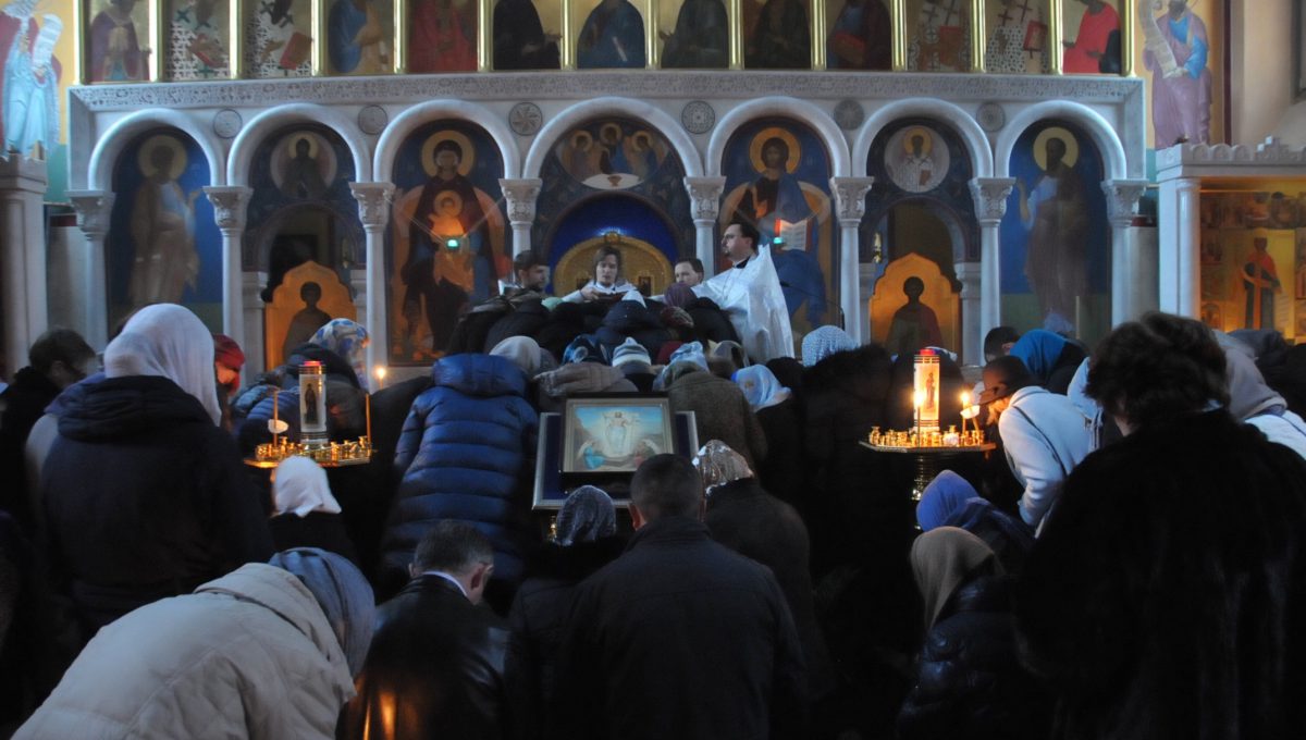 В Екатерининском храме совершено первое таинство Соборования